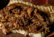 Açougueiros desvendam os cortes ideais para carnes desfiadas suculentas