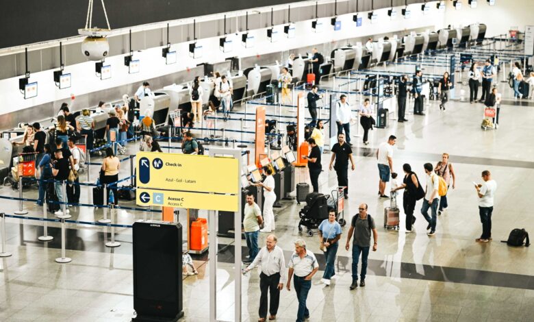 Anac restringe vendas da Flybondi no Brasil por cancelamentos massivos de voos