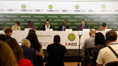Avanços históricos contra HIV/Aids em risco global por falta de recursos e estigma
