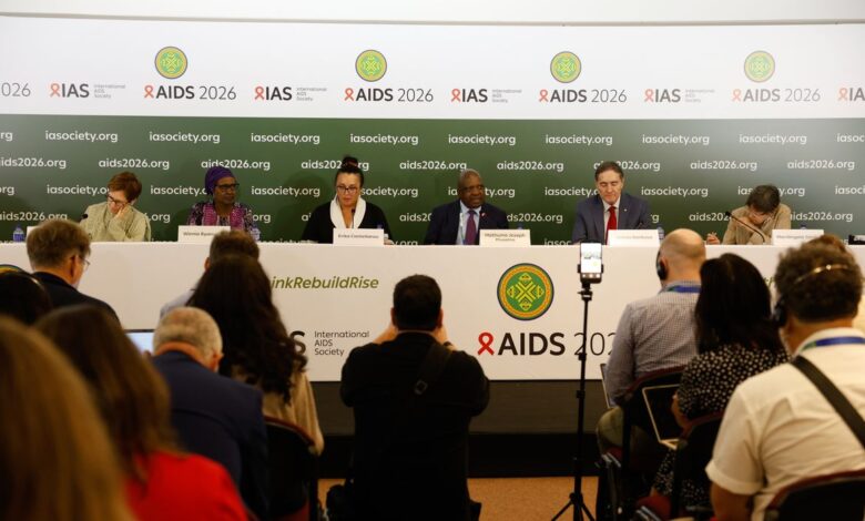 Avanços históricos contra HIV/Aids em risco global por falta de recursos e estigma