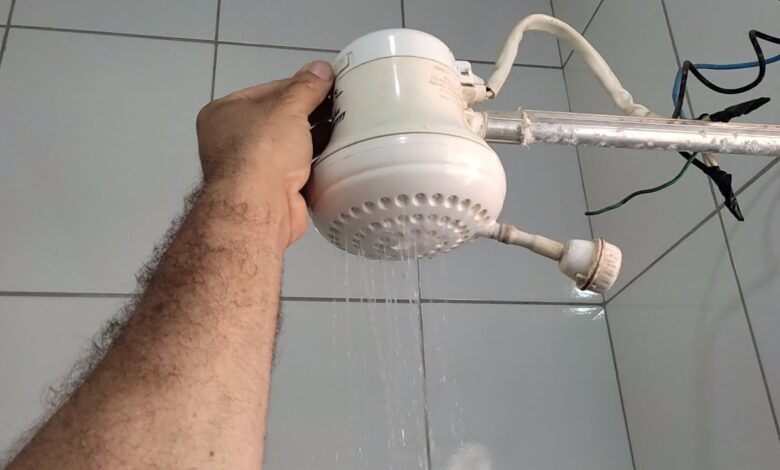 Hábitos no banho que danificam a resistência do chuveiro e elevam a conta de luz