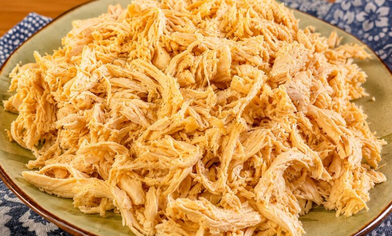 Panela de pressão: o truque de chefs para desfiar frango rápido e sem sujeira