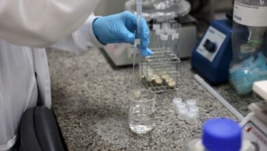 Brasil sanciona lei para impulsionar autonomia na produção de insumos e medicamentos