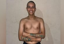 Jovem supera rotina exaustiva de trabalho e conquista vaga em medicina na USP