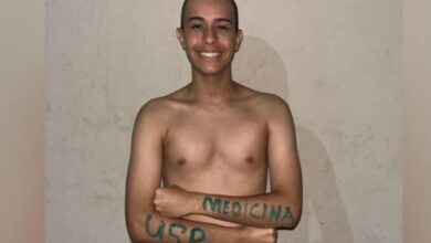 Jovem supera rotina exaustiva de trabalho e conquista vaga em medicina na USP