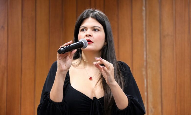 Julgamento sobre mandato de Aava Santiago é suspenso no Tre-go