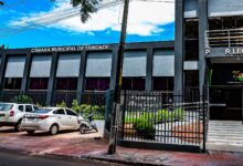Câmara de Trindade lança concurso 2026 com 68 vagas, salários até R$ 7,5 mil. Inscrições de 20/08 a 21/09.