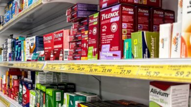 Ministério Público de São Paulo apura venda irregular de remédios em máquinas automáticas
