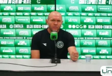 Mozart minimiza revés do Goiás contra o América-mg e elogia desempenho da equipe na Série B