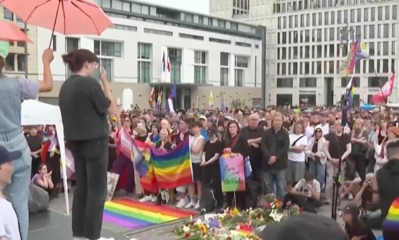 Tragédia em Berlim: ataque com carro em parada Lgbtqia+ deixa um morto e dezenas de feridos