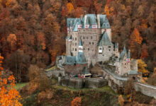 A fortaleza medieval alemã Castelo de Eltz desafia o tempo com 33 gerações da mesma família