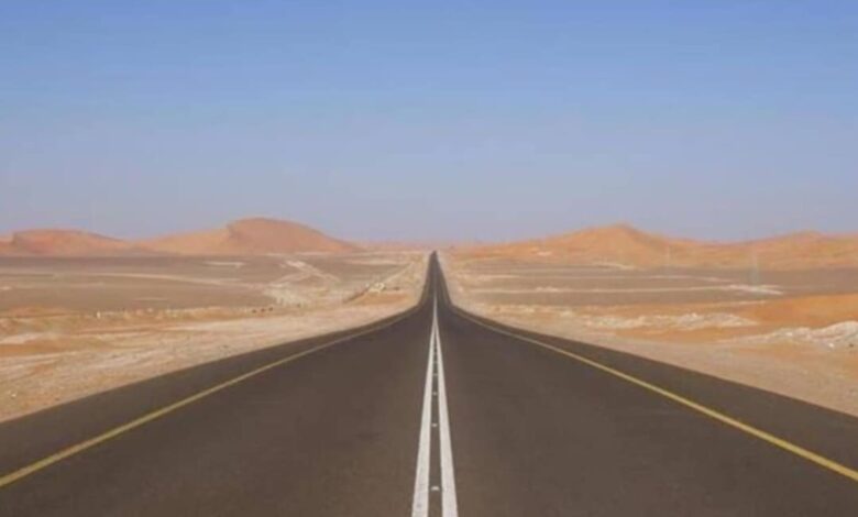 A rodovia que desafia o horizonte: conheça o trecho mais reto do mundo