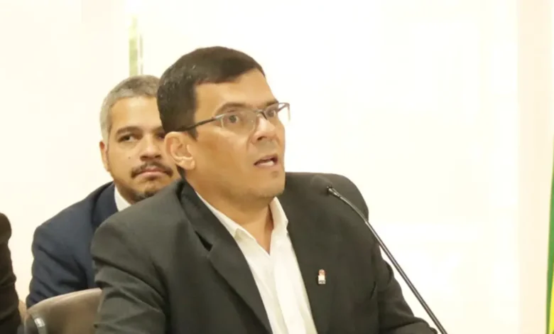 A trajetória de Carlos Mundim, ex-petista e advogado militante, vice de Luis Cesar em GO