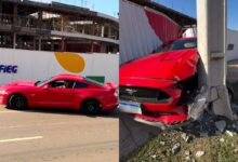 Acidente com Mustang modificado em Goiânia: motorista sai ileso após forte colisão