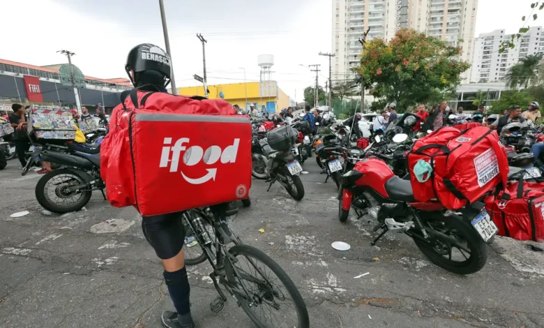 Anvisa abre caminho para venda de medicamentos em aplicativos de entrega