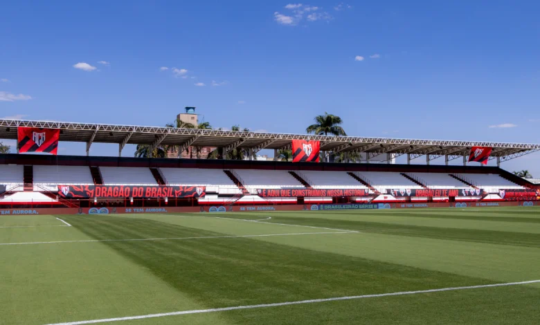 Atlético e Vila Nova definem escalações para o clássico decisivo no Accioly