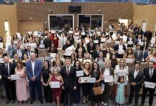 Câmara de Aparecida de Goiânia homenageia cerca de 200 advogados em sessão solene