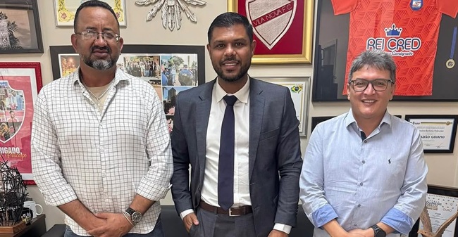 Campanha de Romário Policarpo para 2026 recebe apoio crucial de vereadores em Trindade