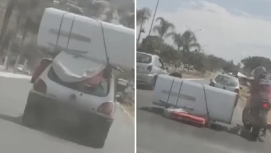 Carga mal fixada cai de carro e bloqueia trânsito em Trindade