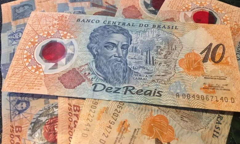 Cédulas antigas podem esconder fortunas para colecionadores no Brasil