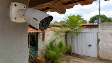 Como posicionar câmeras de segurança para eliminar pontos cegos no quintal