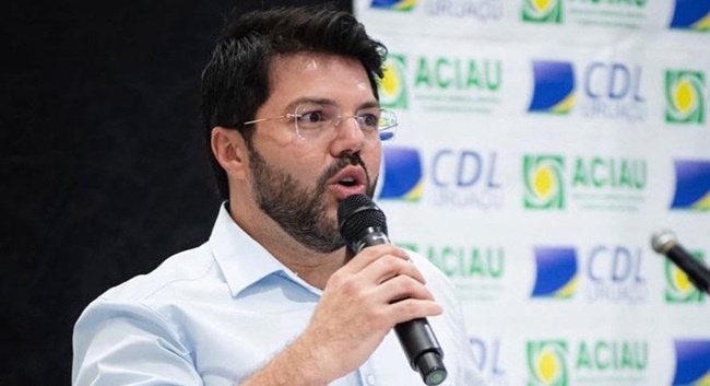 Crise no PL de Goiás: prefeito de Anápolis, Márcio Corrêa, confronta Wilder Morais após processo ético