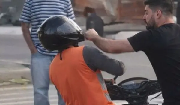 Discussão no trânsito termina com ameaça de faca em avenida movimentada de Goiânia