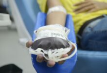 Doação de sangue tem novas regras e reduz tempo de espera para tatuados e pessoas com piercing