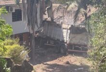 Duas mortes em Crixás após caminhão desgovernado invadir salão de igreja em Goiás