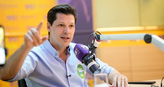 Eleições Goiás 2026: Daniel Vilela lidera pesquisa Quaest com 37% dos votos