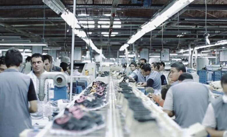 Fábrica que produzia para Nike e Adidas encerra atividades após quase duas décadas na Argentina