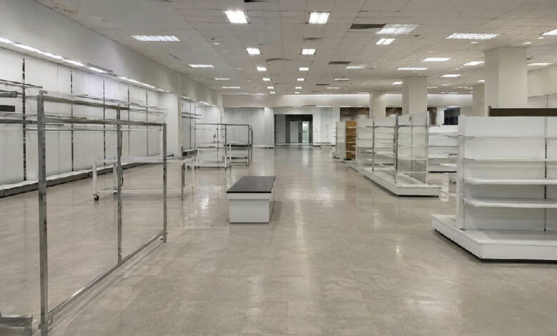 Gigante do varejo com 400 lojas e 15 mil empregos declara falência e fecha todas as unidades