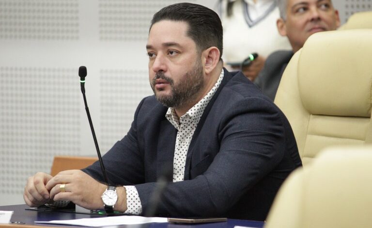 Goiânia oficializa Código Sinal Vermelho para combater violência doméstica
