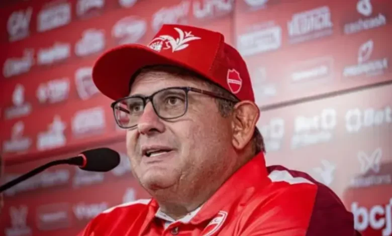 Guto Ferreira avalia derrota do Vila Nova e projeta clássico com leve favoritismo do Atlético