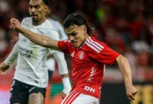 Internacional domina Corinthians e abre vantagem na Copa do Brasil