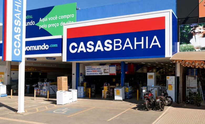 Justiça barra demissões na Casas Bahia em Goiás e exige acordo para salvar 400 postos de trabalho