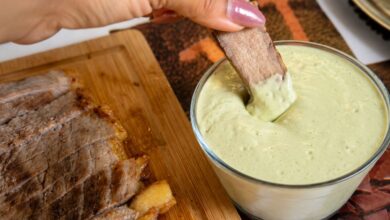 Molho verde para churrasco: a receita prática que eleva o sabor das carnes