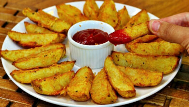 O segredo dos restaurantes para uma batata assada perfeitamente crocante
