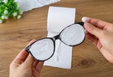 Pasta de dente nos óculos: desvende o truque popular e proteja suas lentes