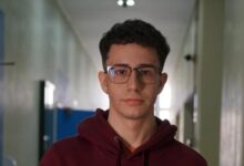 Perseverança e apoio familiar: jovem de escola pública conquista bolsa integral em Medicina na USP após três tentativas