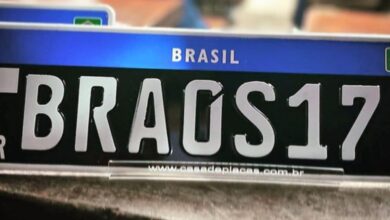 Placa preta em veículos: entenda o significado e as regras para carros de coleção