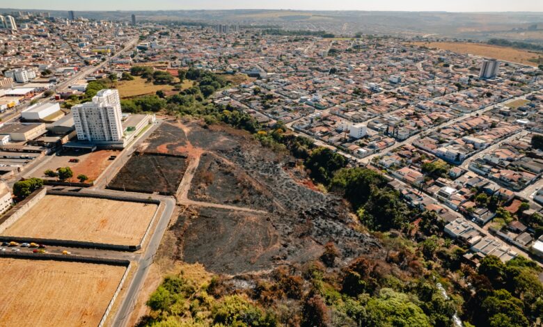Prefeitura de Anápolis endurece fiscalização e multa de até R$ 50 milhões mira queimadas ilegais