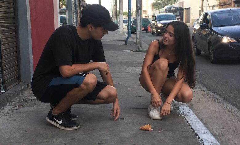 Previsões astrológicas e o reencontro com o passado: reflexões sobre destino e escolha