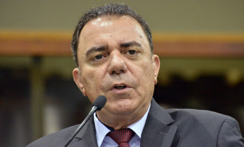 PT e aliados formalizam chapa completa para as eleições de 2026 em Goiás