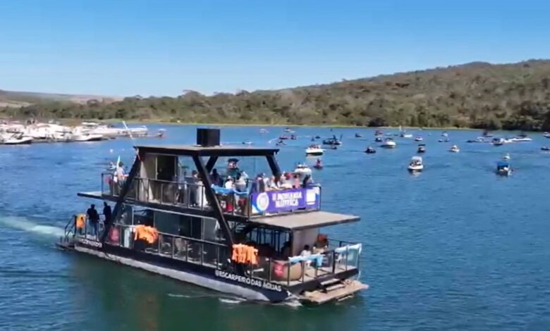 Romaria Náutica em Abadiânia reúne centenas de embarcações em celebração no Lago Corumbá