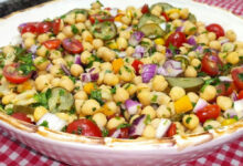 Salada de grão-de-bico: a alternativa completa e saborosa que reinventa suas refeições