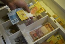 Salário mínimo necessário: a distância entre o piso oficial e o custo de vida real