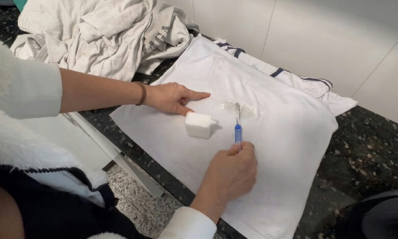 Segredos da Marinha para manter uniformes brancos impecáveis dispensam água sanitária e bicarbonato