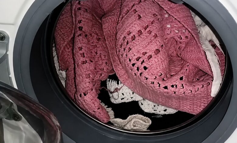 Tapete na máquina de lavar: cuidados essenciais para evitar danos ao tecido e ao eletrodoméstico