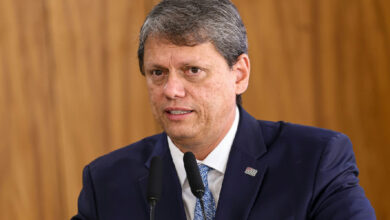 Tarcísio defende atuação da polícia paulista no caso Dark Horse e confirma envio de provas à PF